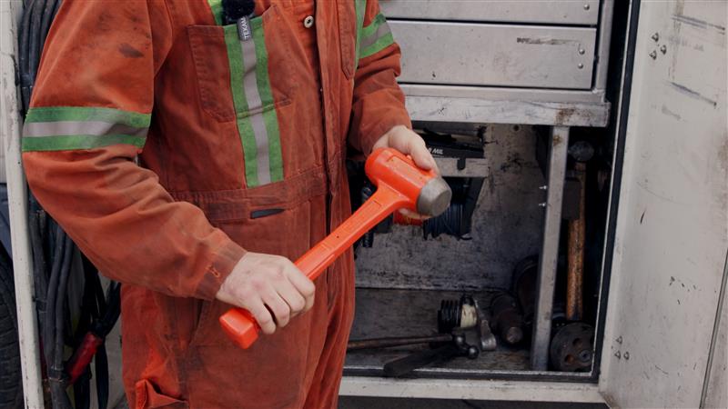 Impact Poly Hammers 4.25 lb Dual-Faced Dead Blow Hammer - Image 5